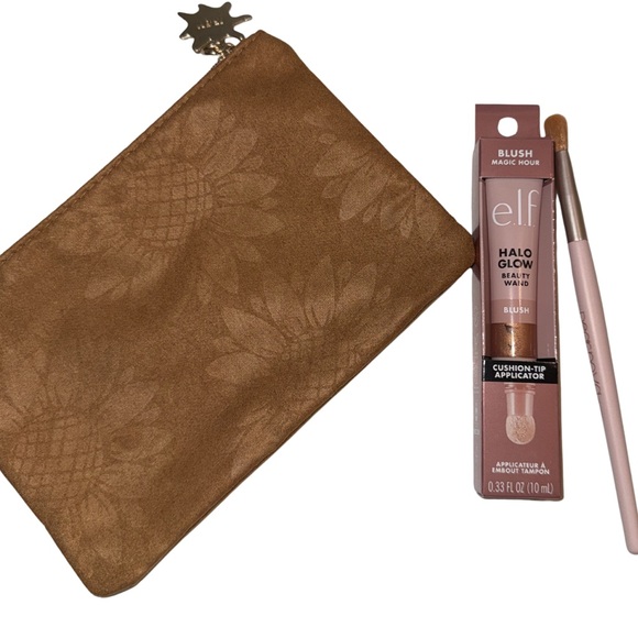 Ipsy Small Makeup Bag w/e.l.f. Liquid Blush & Brush - Picture 2 of 3